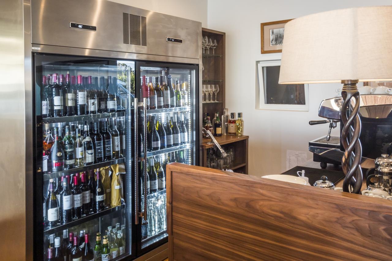 Schulphoek Seafront House Hermanus Exterior photo A wine cooler