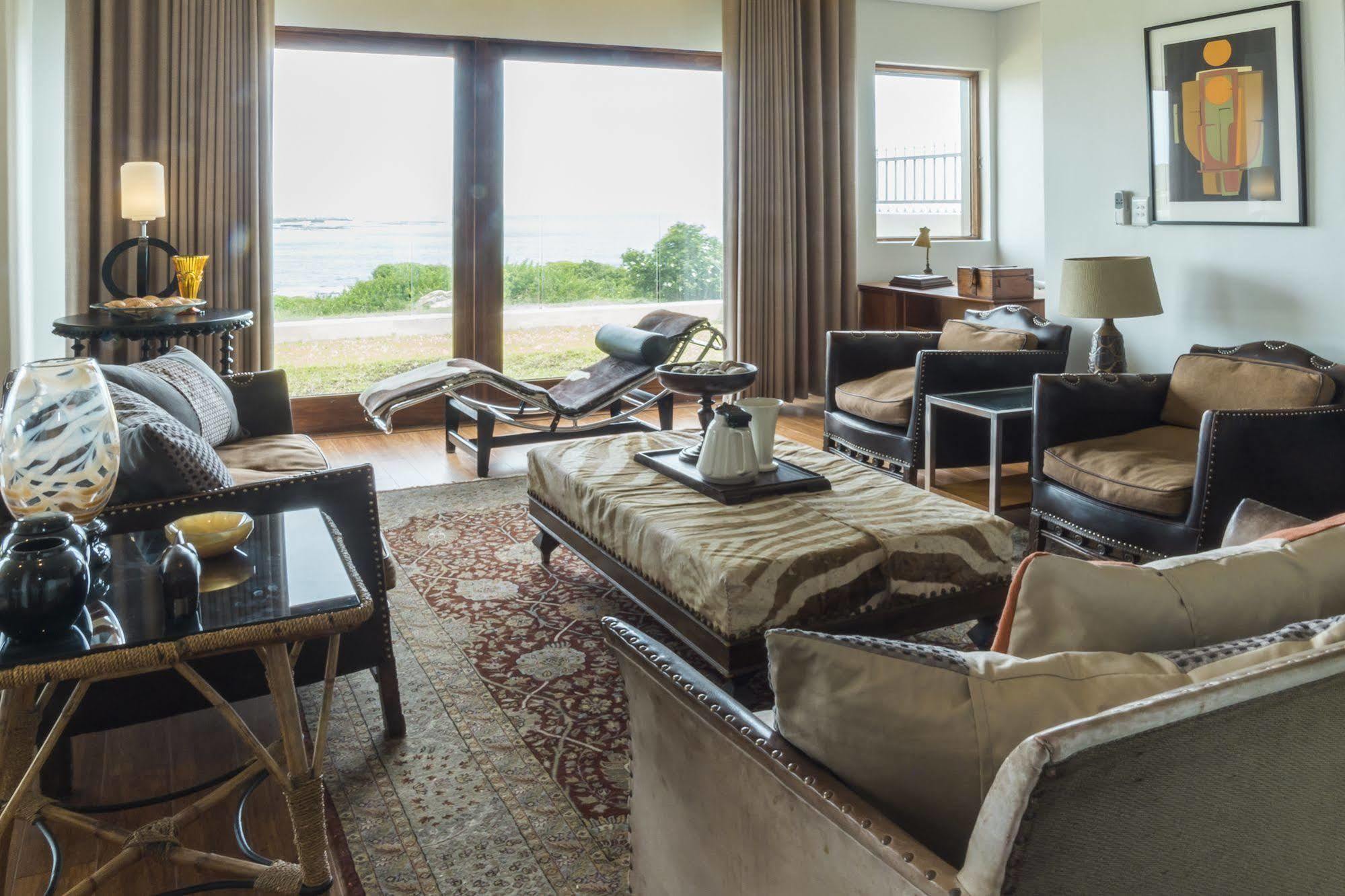 Schulphoek Seafront House Hermanus Exterior photo The interior of a suite at the Cape May, New Jersey, home of the National Arts Club