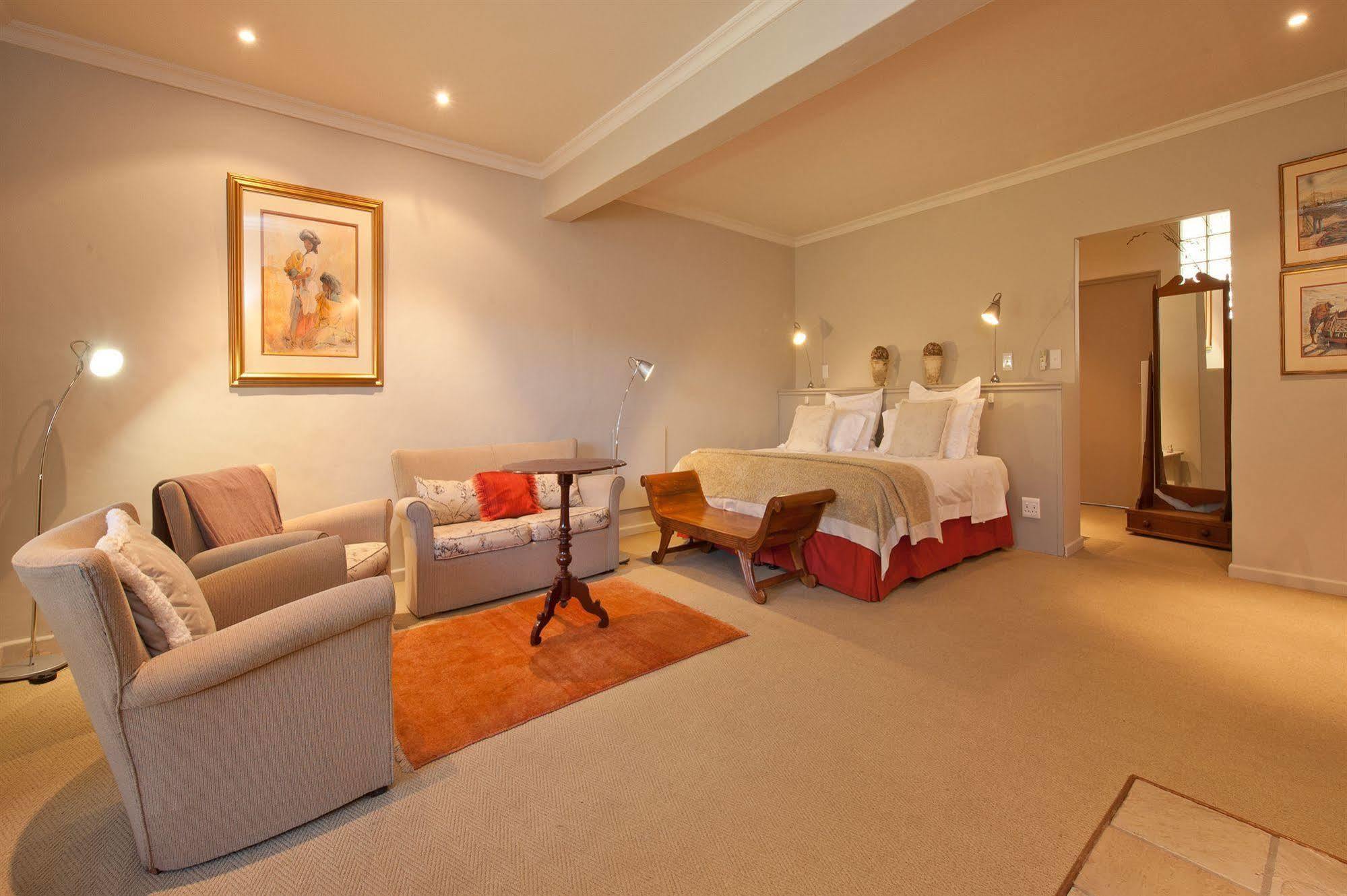 Schulphoek Seafront House Hermanus Exterior photo A suite at the Oyster Box