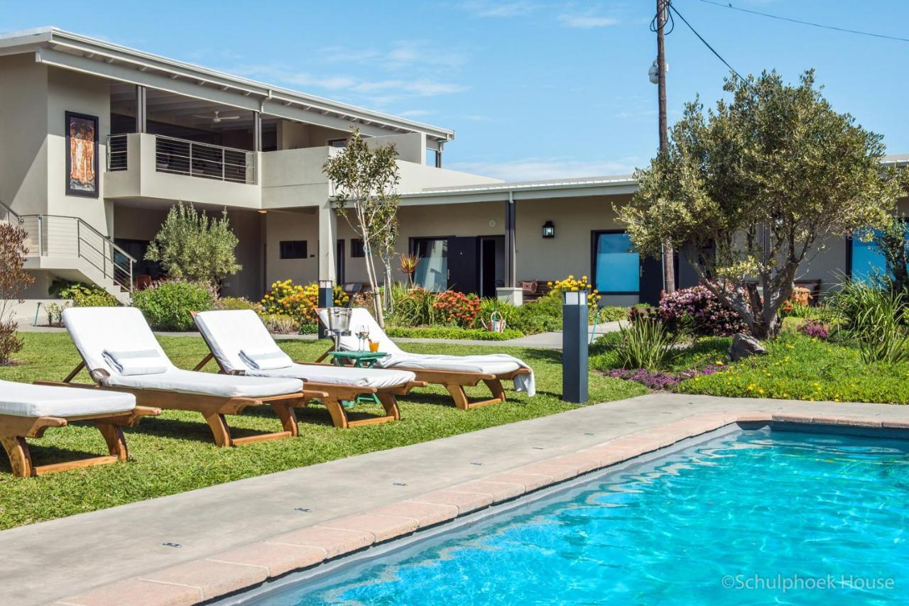 Schulphoek Seafront House Hermanus Exterior photo The pool at the Hotel Marina del Rey