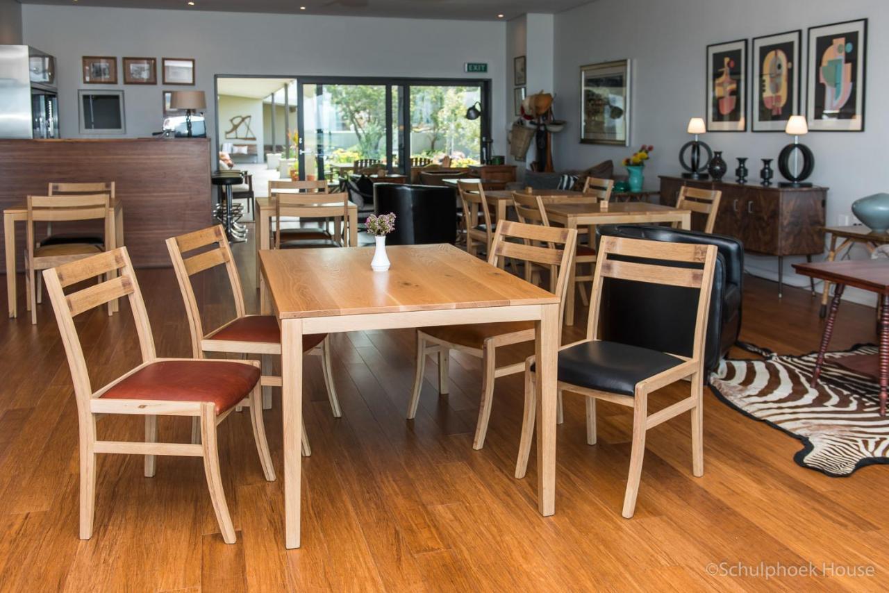 Schulphoek Seafront House Hermanus Exterior photo A dining room set
