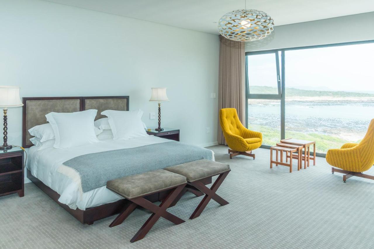 Schulphoek Seafront House Hermanus Exterior photo A bedroom at the hotel
